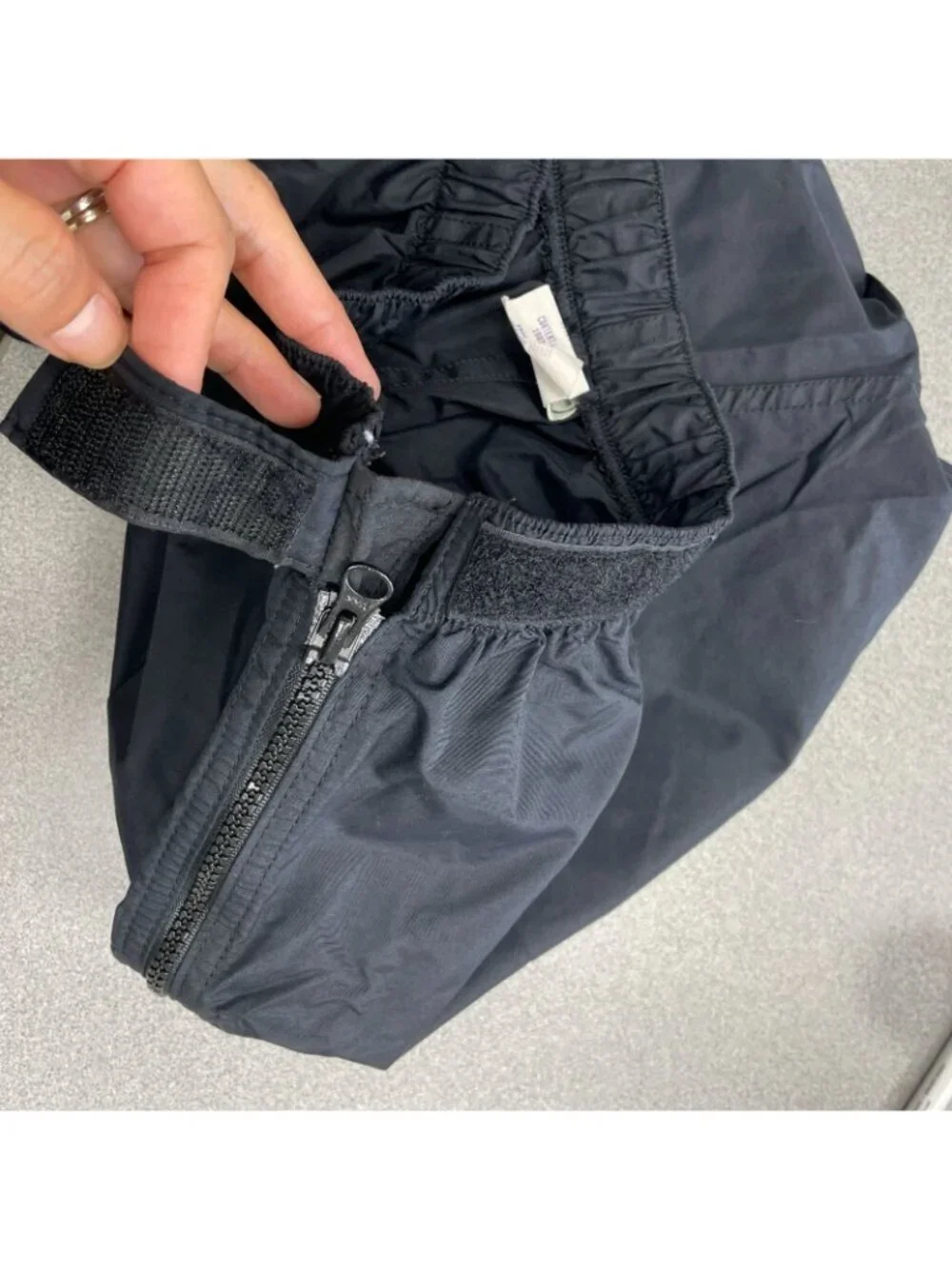 Vtg L.L. Bean Women's M Black Nylon Track Pants Zippered Sides P0255
